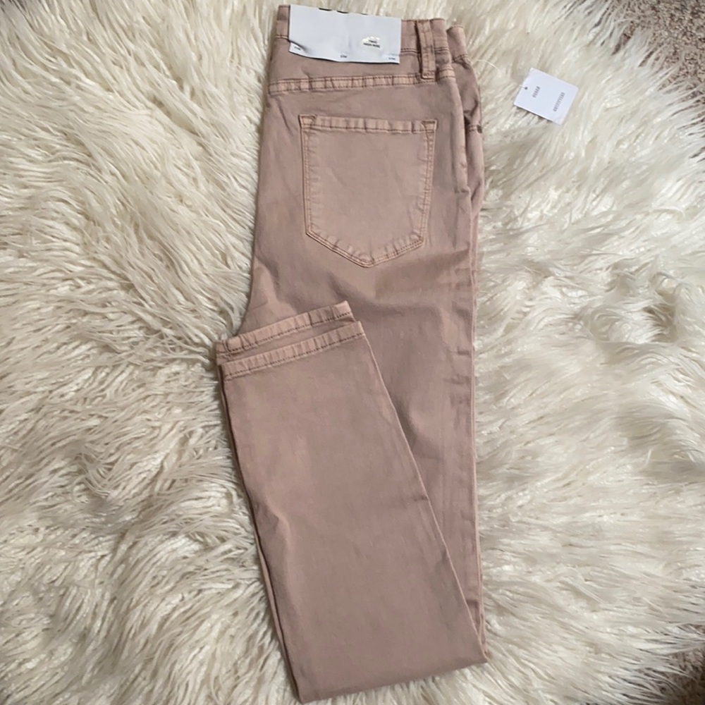 URBAN OUTFITTERS BDG TWIG HIGH RISE DENIM